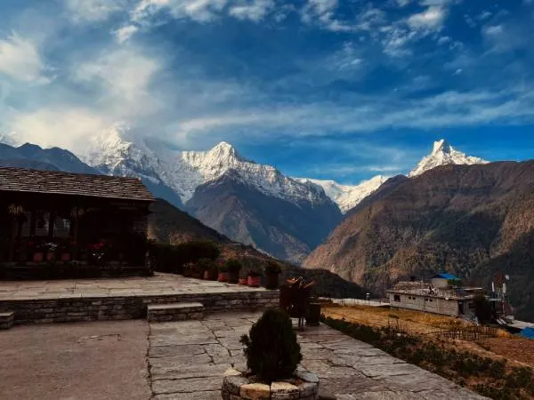 Dovan village on the way to ABC