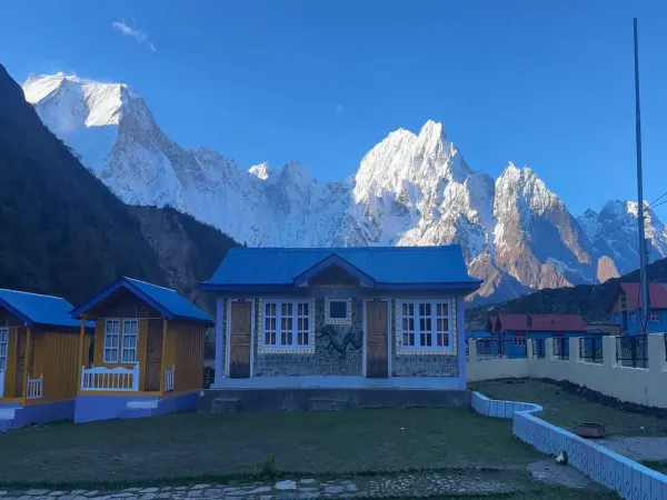 Tea house in Bhimtang