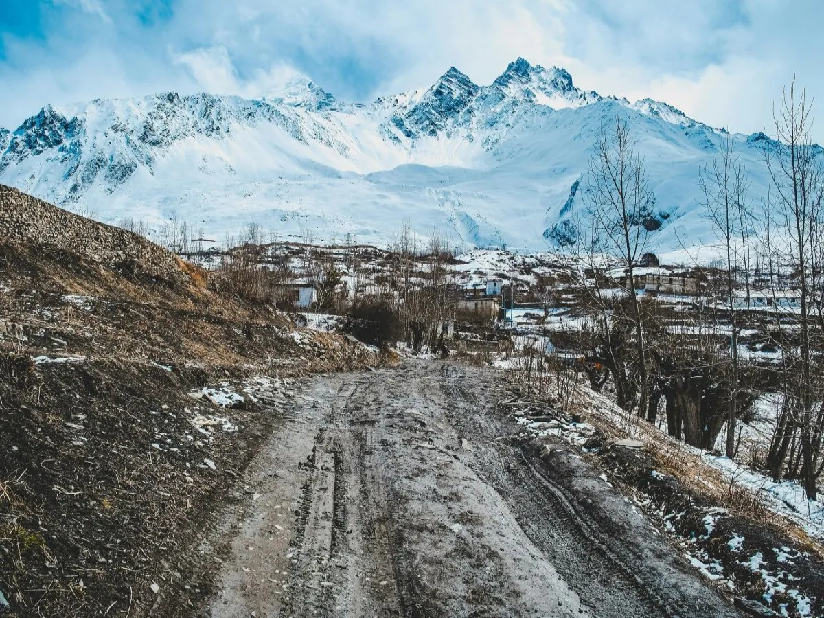 Beautiful views of Mustang in winters