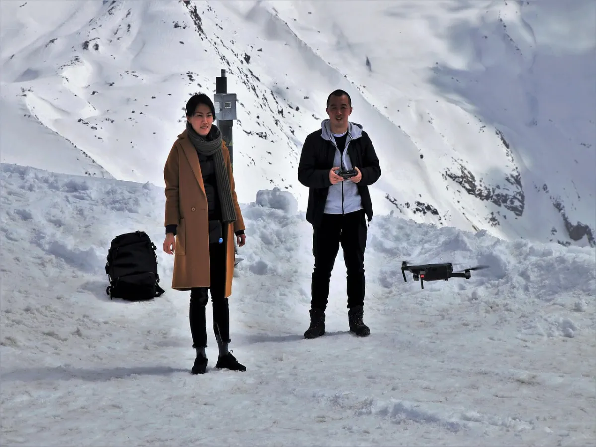 Couples enjoying their time on Everest