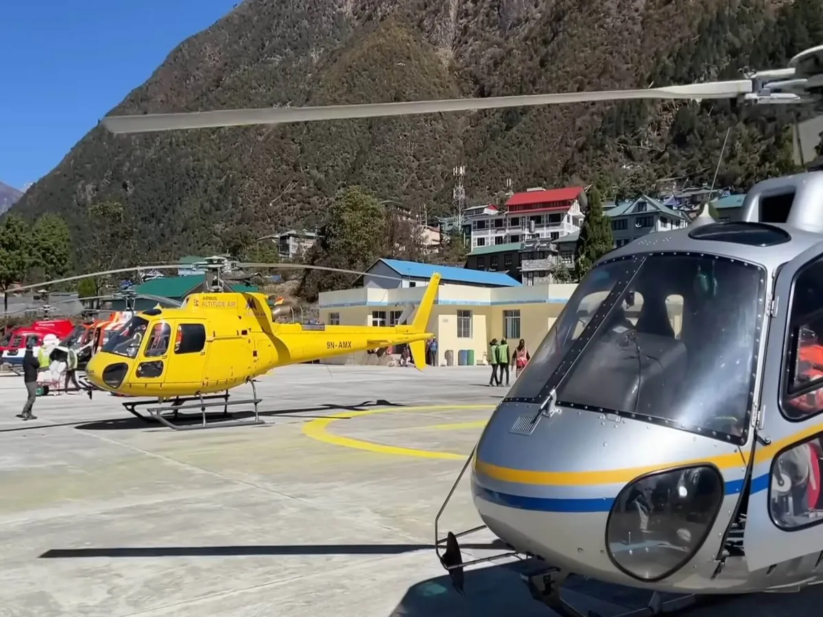Helicopter landing at Lukla