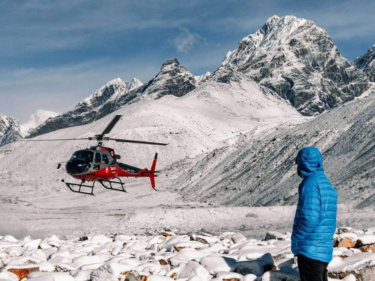Private charter heli service