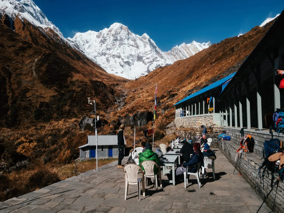Tea house and views of Annapurna