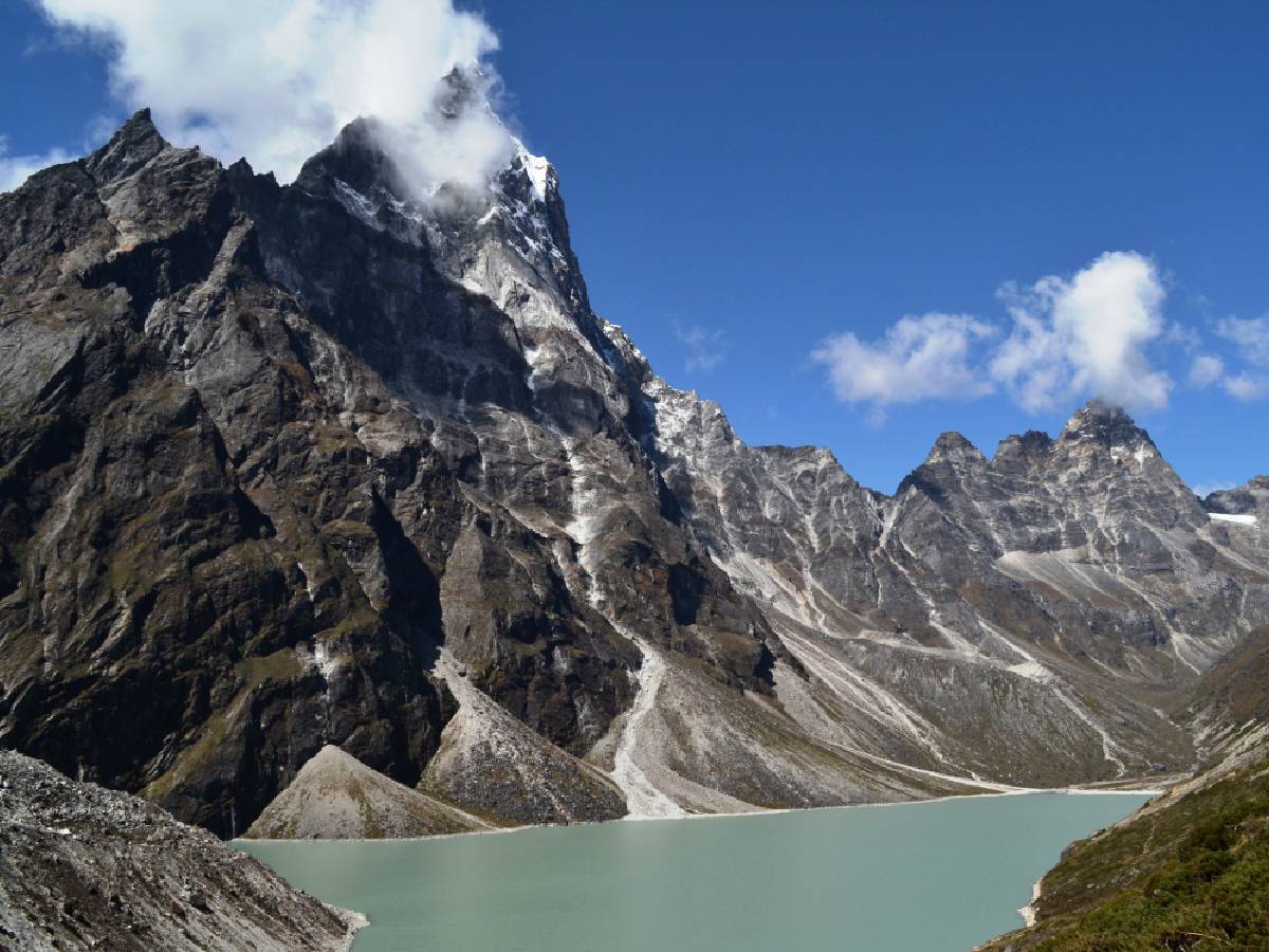 Beautiful Gokyo Lake in Nepal