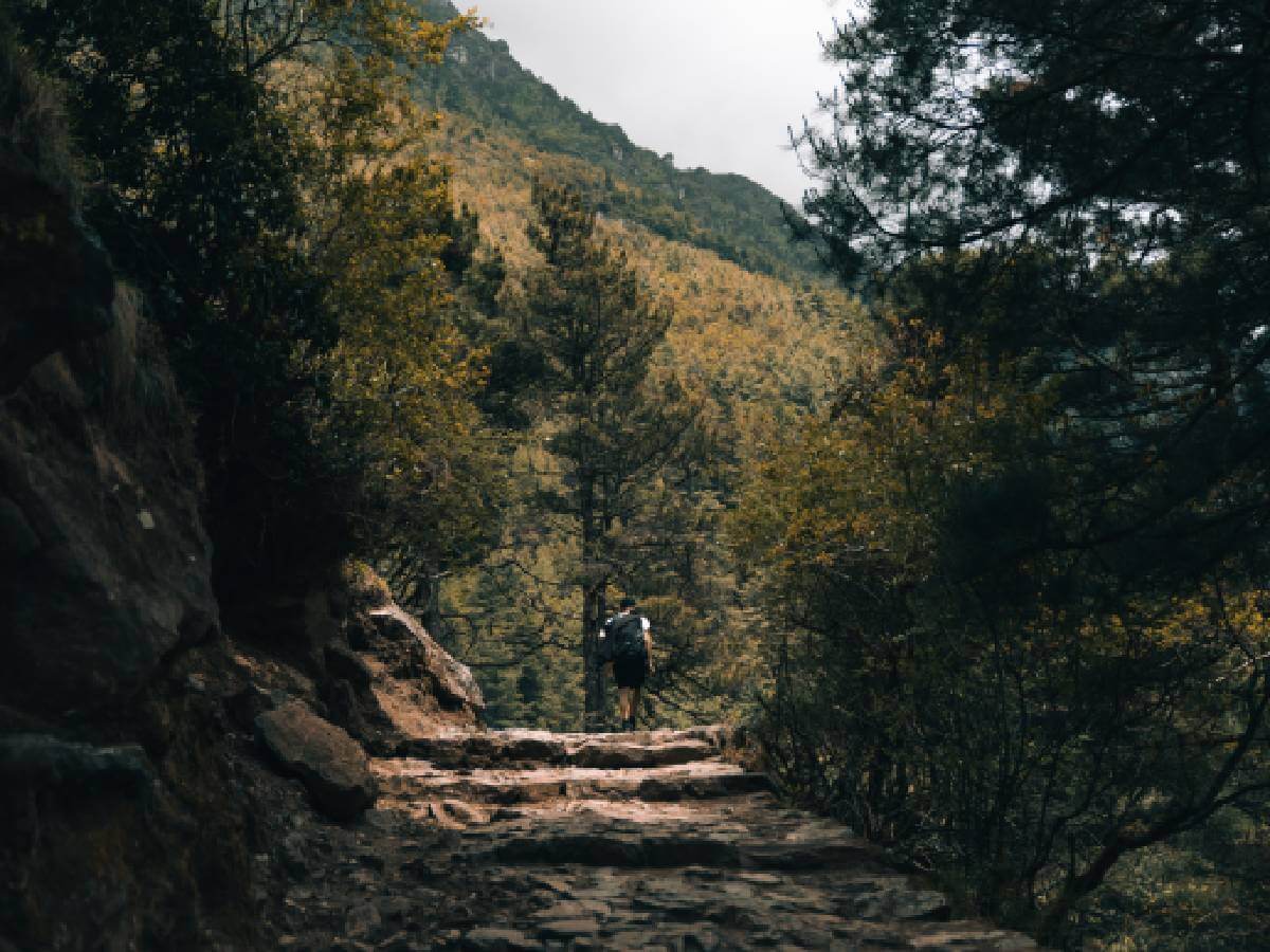 Beautiful trekking trail of Lukla