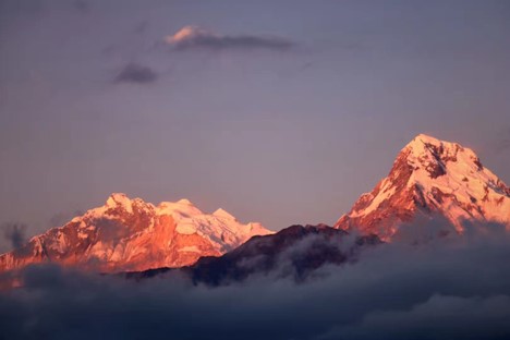Sunrise in Annapurna and Dhaulagiri ranges