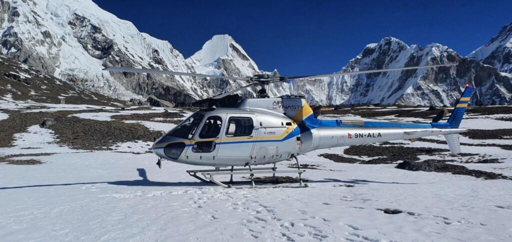 Air Dynasty helicopter : Everest Base Camp Helicopter Tour