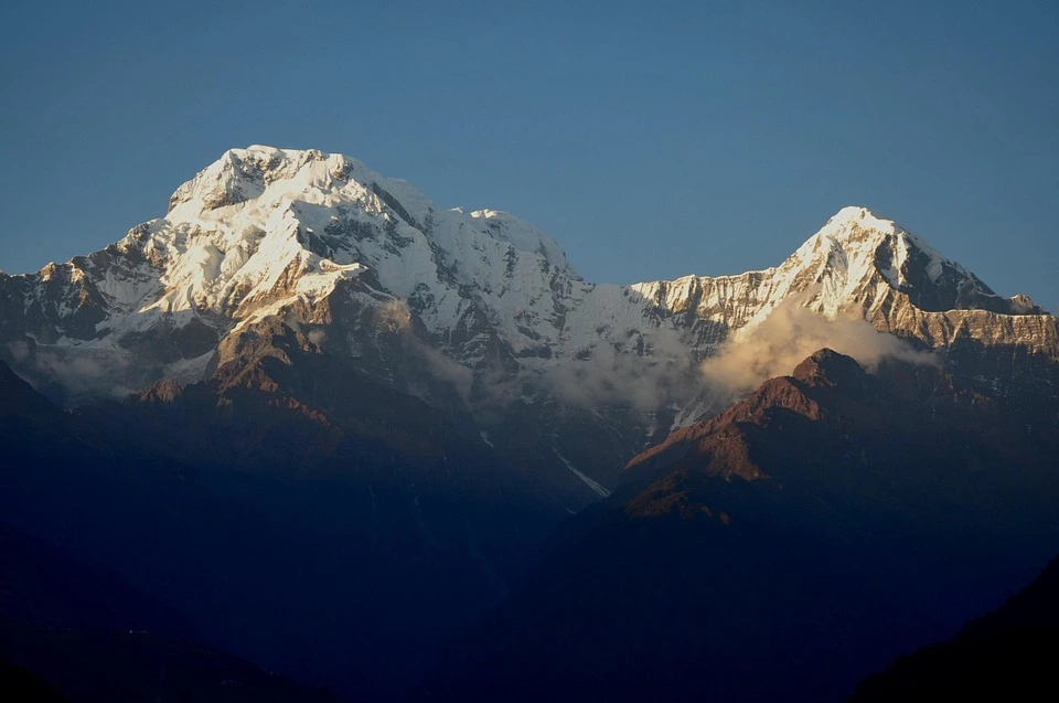 Annapurna mountain ranges seen from the Annapurna Circuit Trek with clear skies and panoramic Himalayan views.