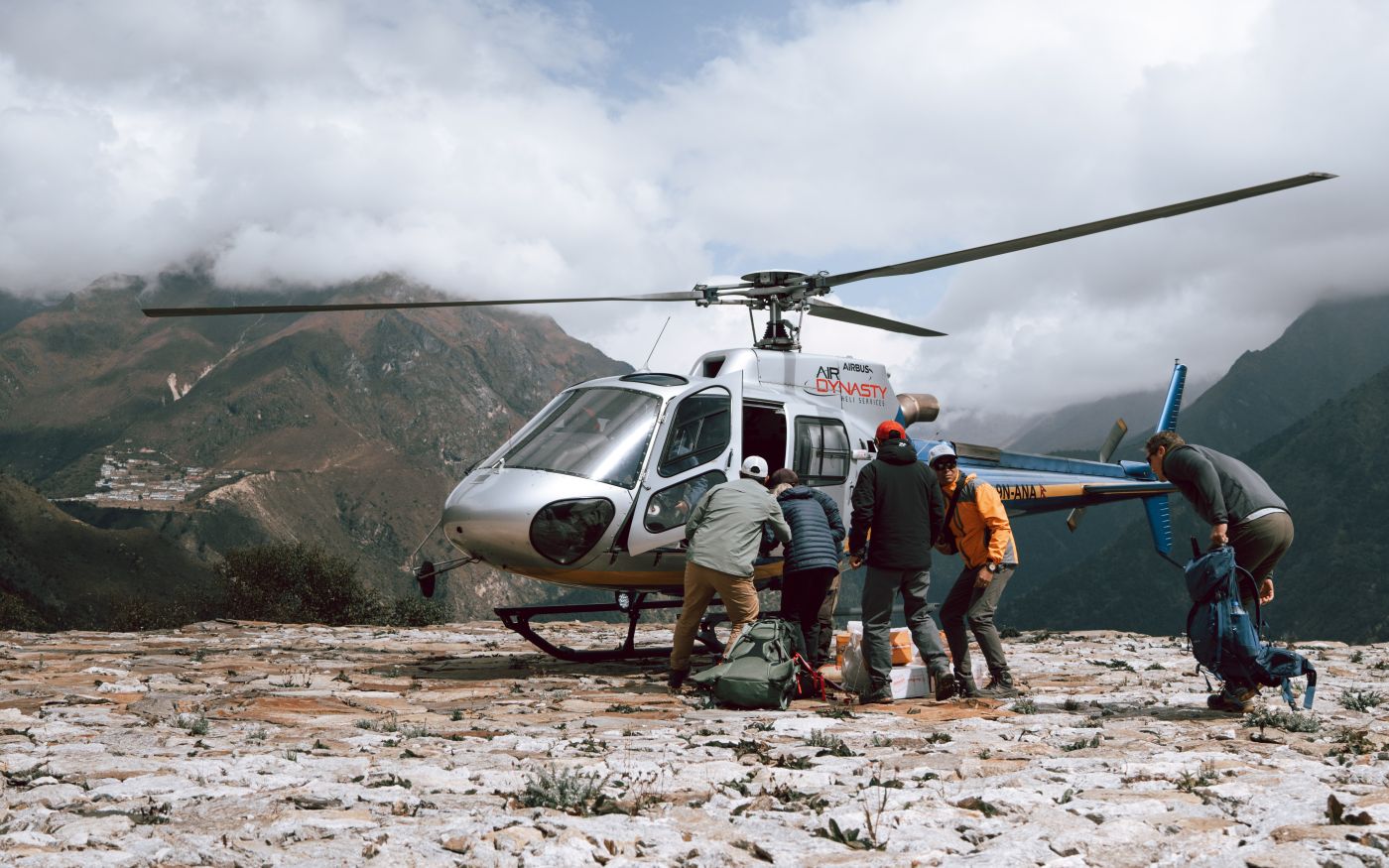 Everest base camp helicopter return