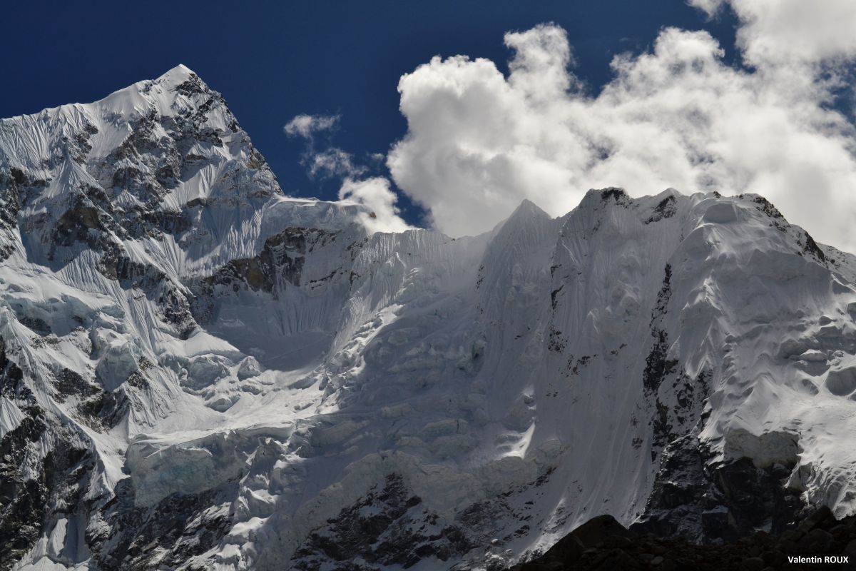 Freezing mountains of Everest