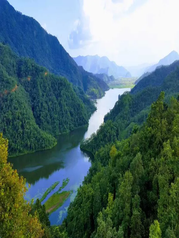 Beautiful Rupa lake in Nepal