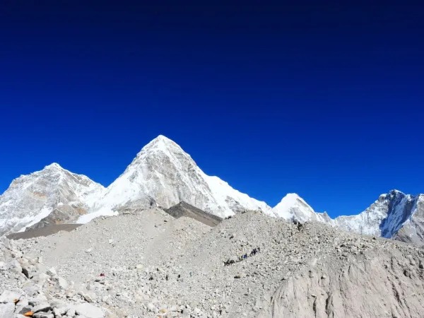 Beautiful Pumori Peaks