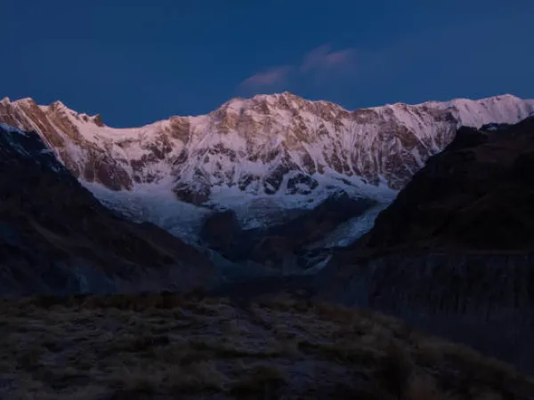 Beautiful Sunrise Over Annapurna Peaks