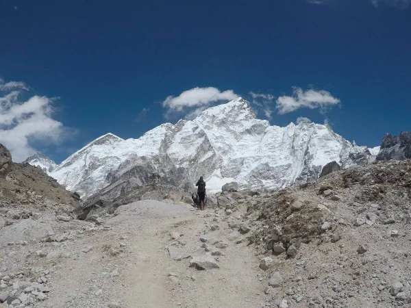 Trekking Trail Of Ebc To Kalapatthar