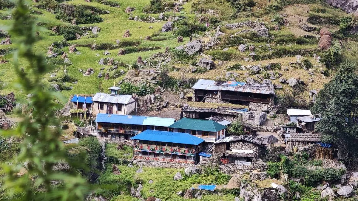 beautiful-nyak-village-manaslu