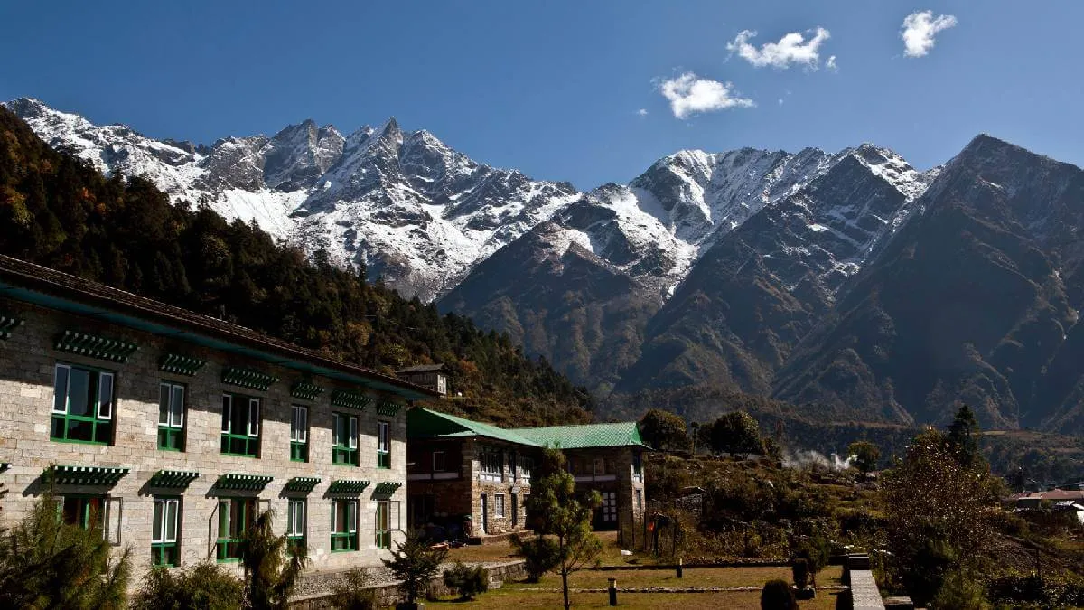 mountains-seen-from-lukla