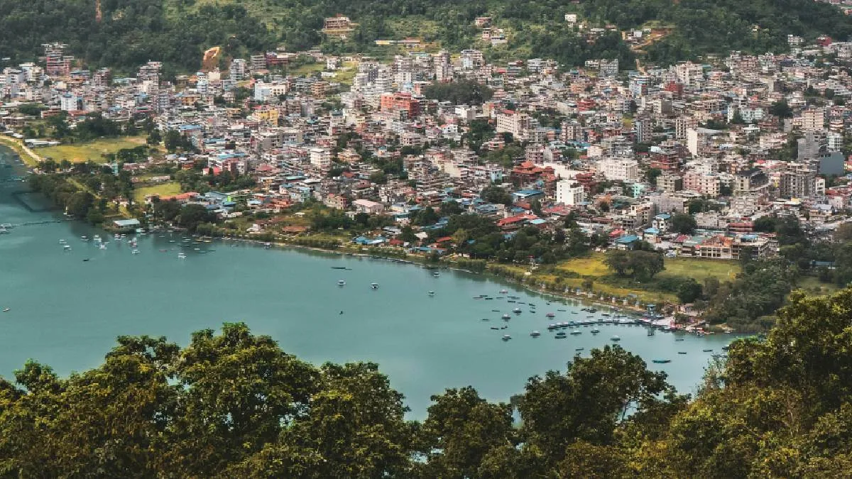 sightseeing-at-pokhara-valley