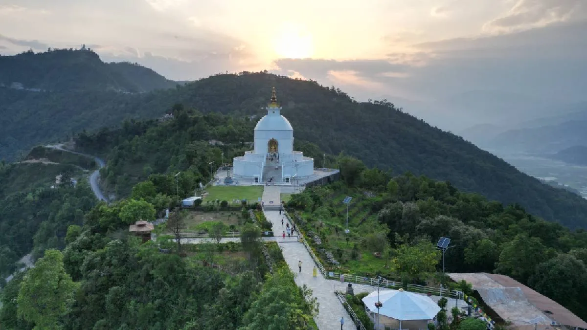 white-peace-pagoda-pokhara