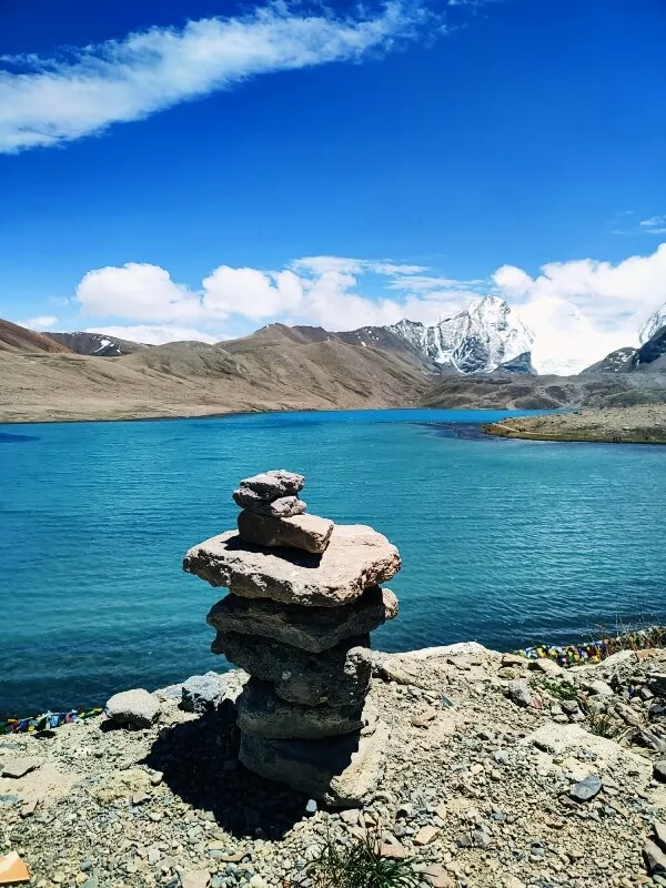 Mountain views with Tilicho Lake
