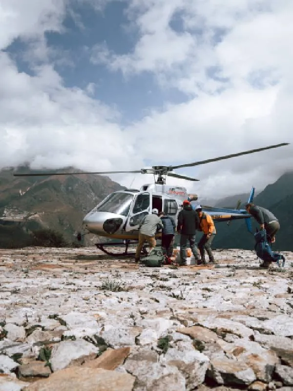 Short Everest base camp trek Nepal
