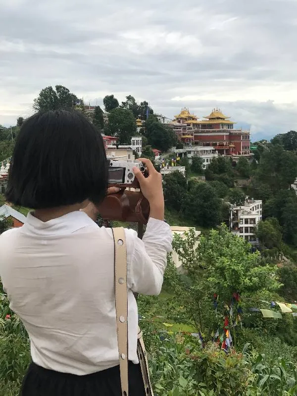 Traveler clicking picture of Kapan monastery