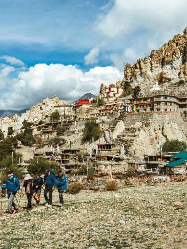 Upper mustang tour by road
